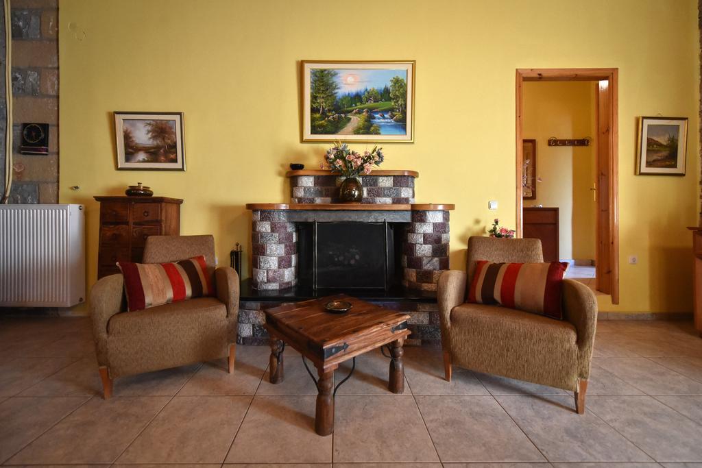 Villa Onar A Stone House With Amazing View Stoúpa Extérieur photo