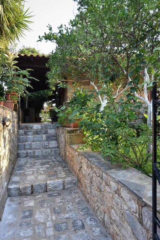 Villa Onar A Stone House With Amazing View Stoúpa Extérieur photo