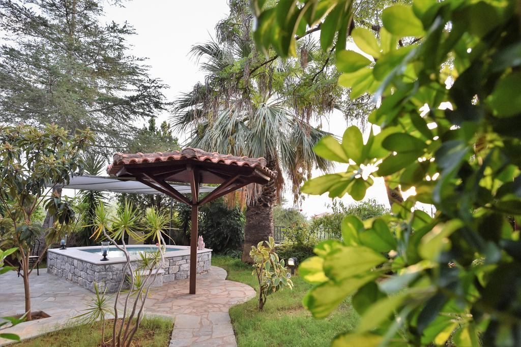 Villa Onar A Stone House With Amazing View Stoúpa Extérieur photo