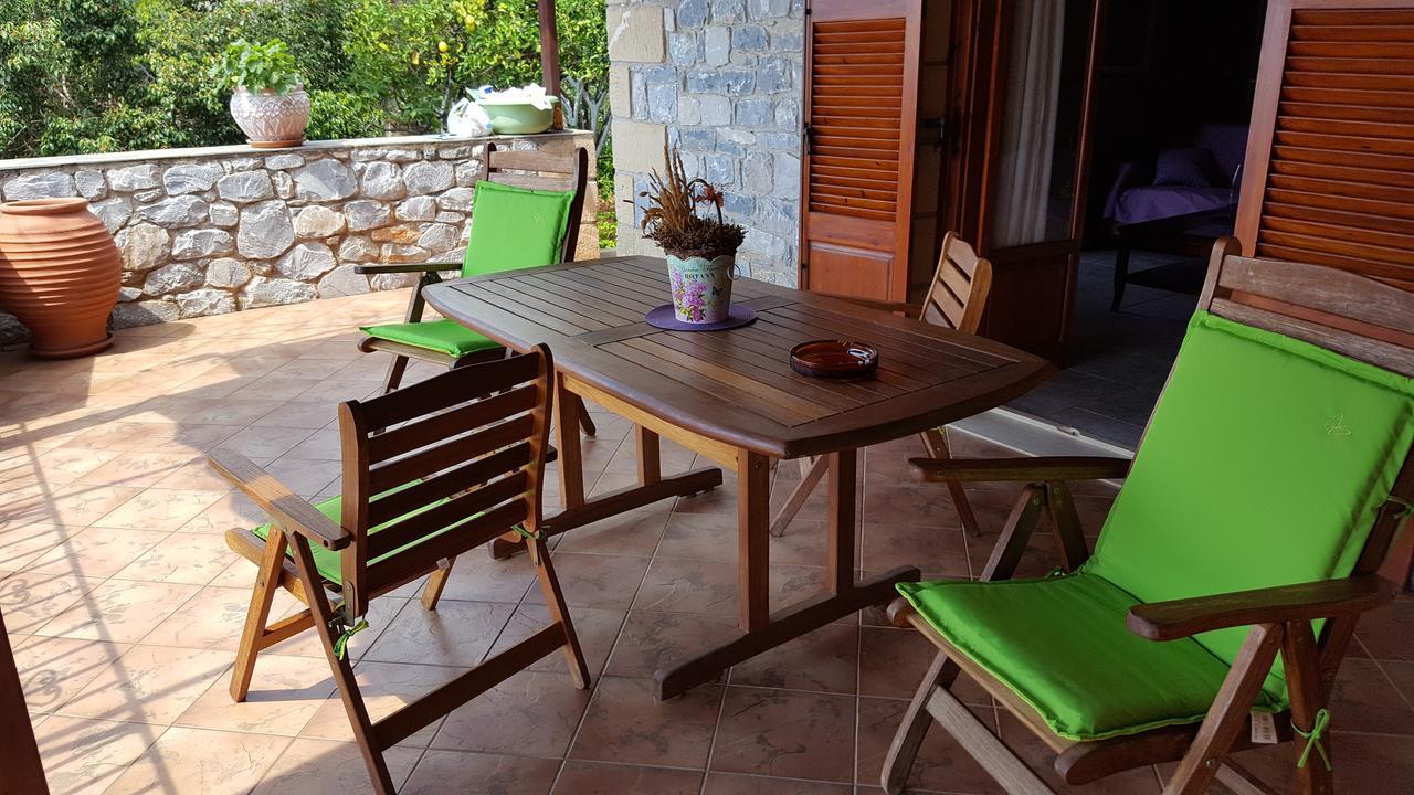 Villa Onar A Stone House With Amazing View Stoúpa Extérieur photo